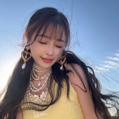 出山陪闪婚老婆闯天下